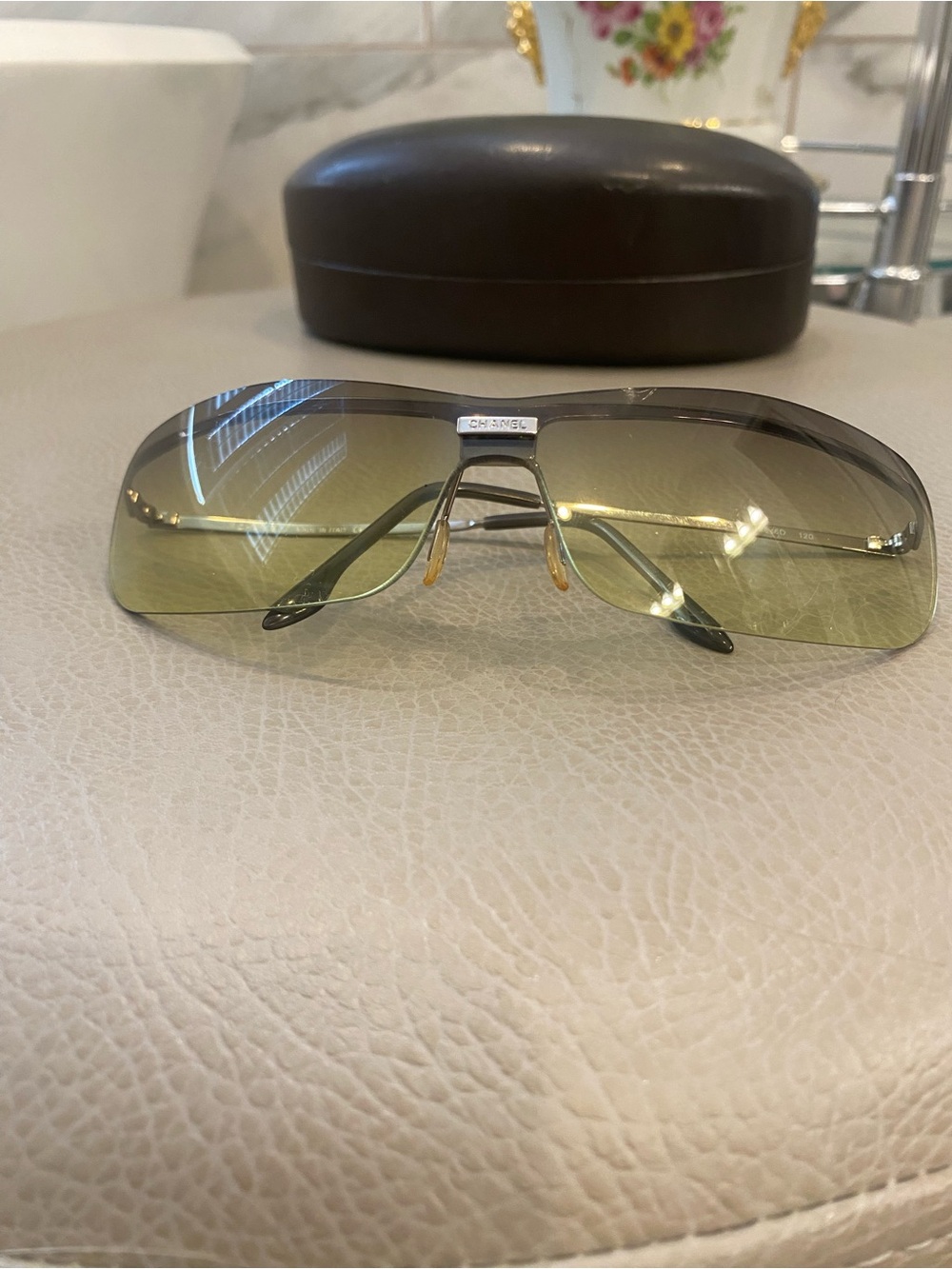 CHANEL Women's Rimless Sunglasses with Brown to Yellow Gradient Lenses